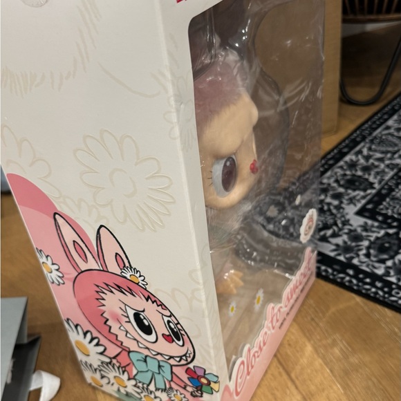 Authentic Labubu Mokoko Close to Sweet big pink popmart collectible plush doll - Picture 4 of 7